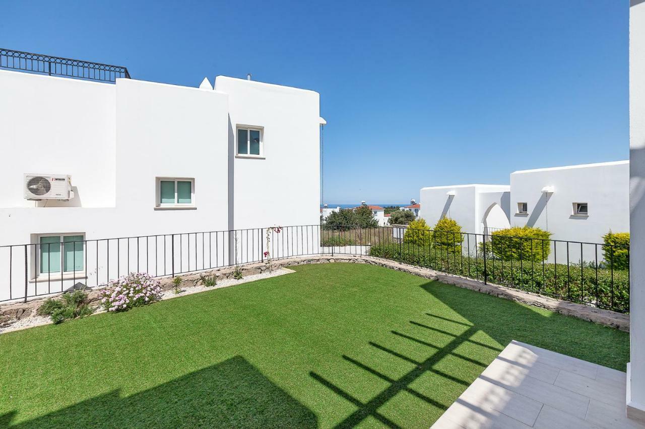 Seaview Selvi Village Apt Vasilia Exterior photo