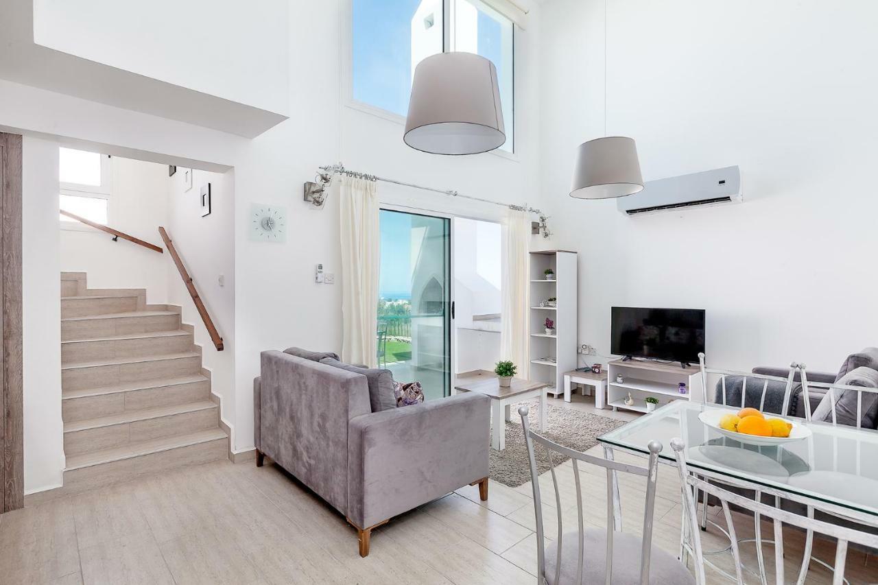 Seaview Selvi Village Apt Vasilia Exterior photo