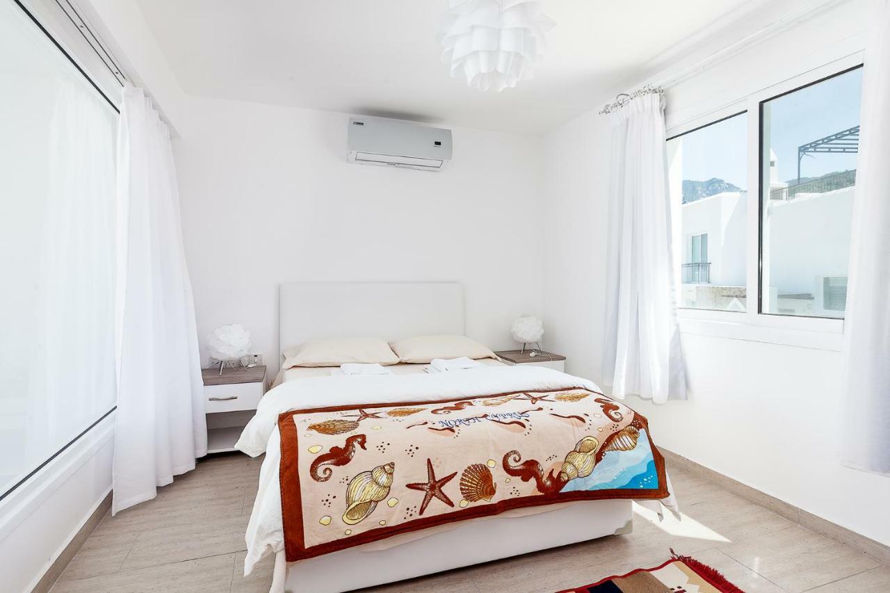 Seaview Selvi Village Apt Vasilia Exterior photo