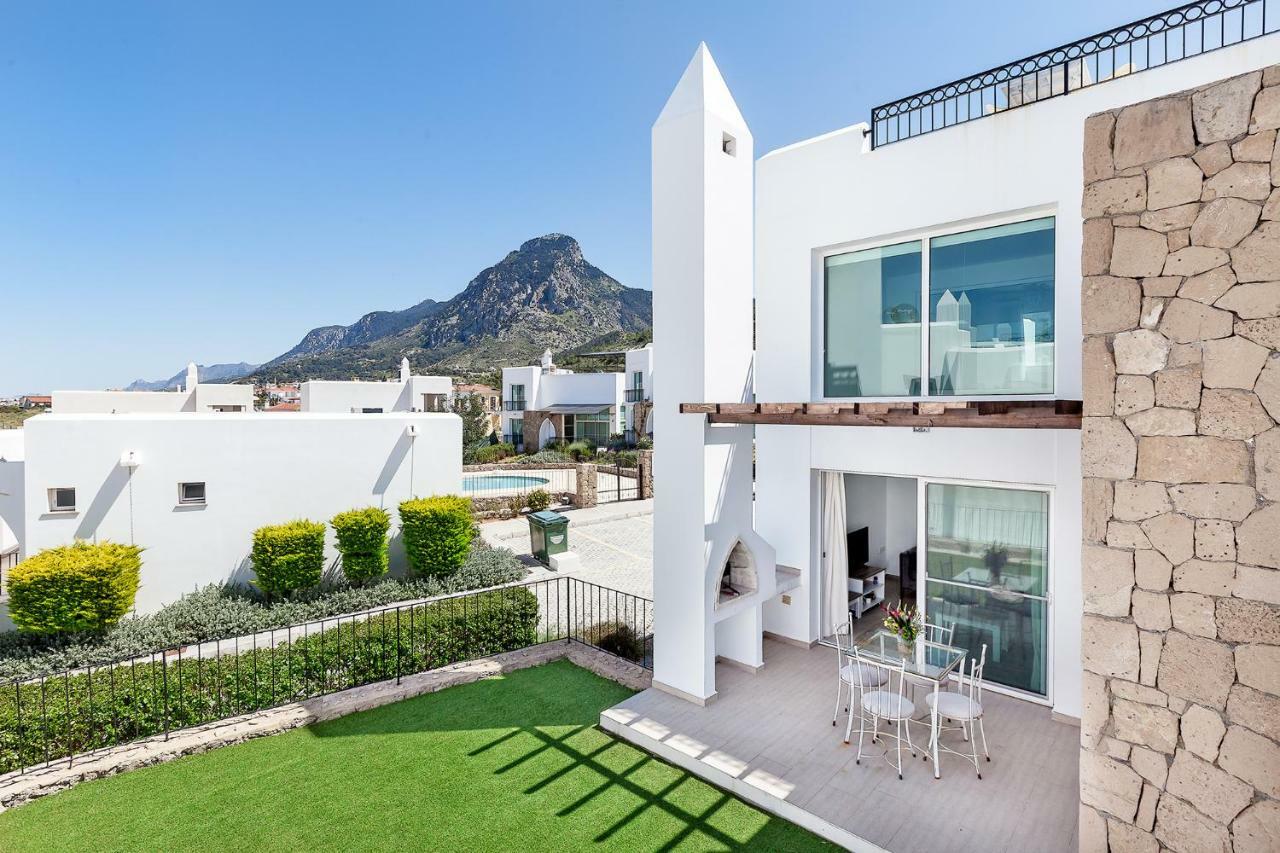 Seaview Selvi Village Apt Vasilia Exterior photo