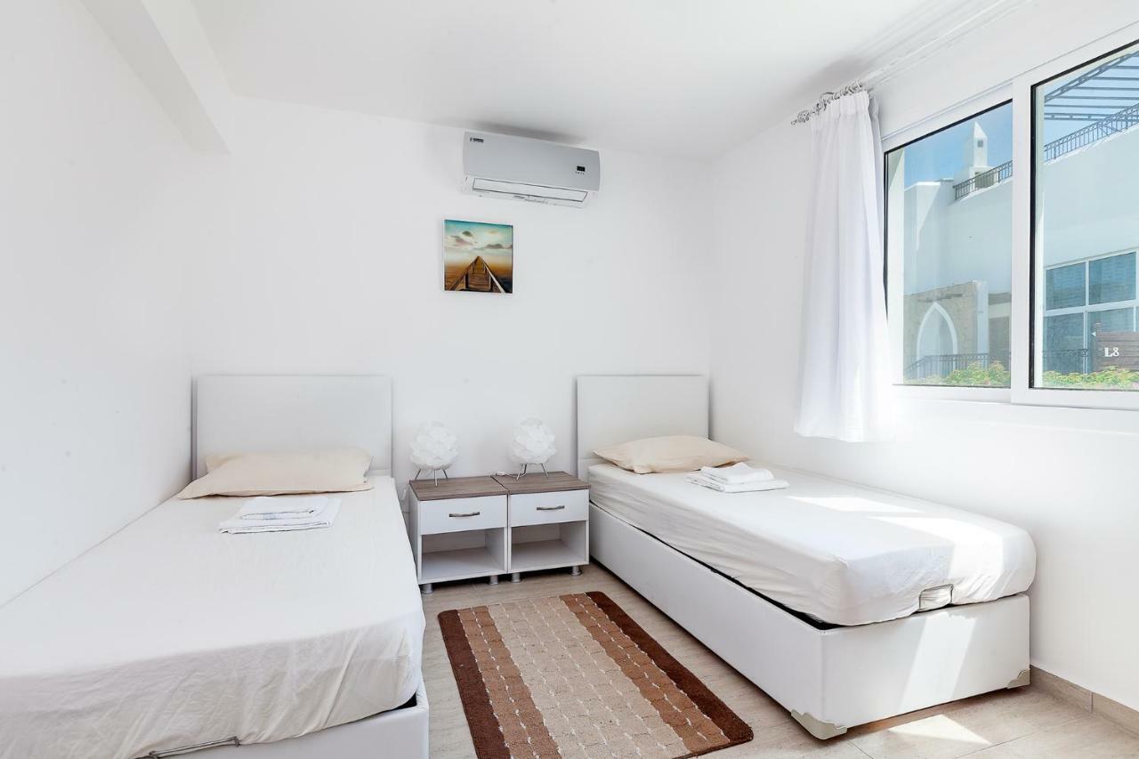 Seaview Selvi Village Apt Vasilia Exterior photo